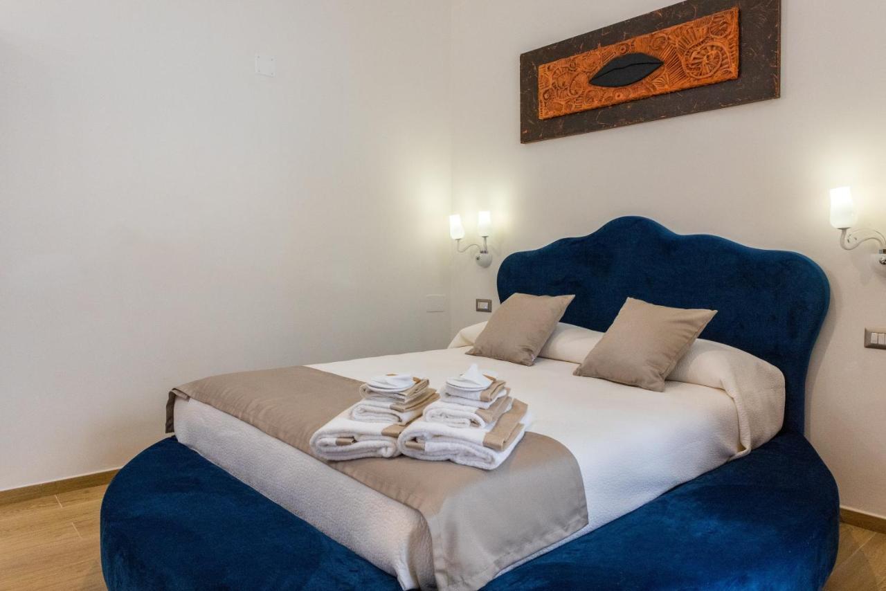 Lovely Rooms - Guest House Suites Triggiano Buitenkant foto