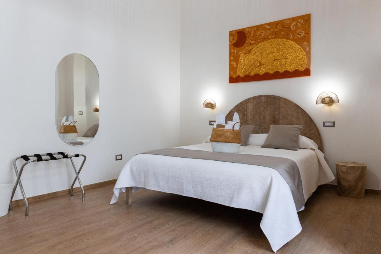 Lovely Rooms - Guest House Suites Triggiano Buitenkant foto