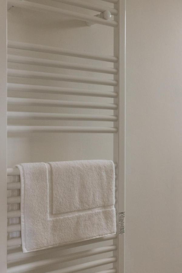 Lovely Rooms - Guest House Suites Triggiano Buitenkant foto